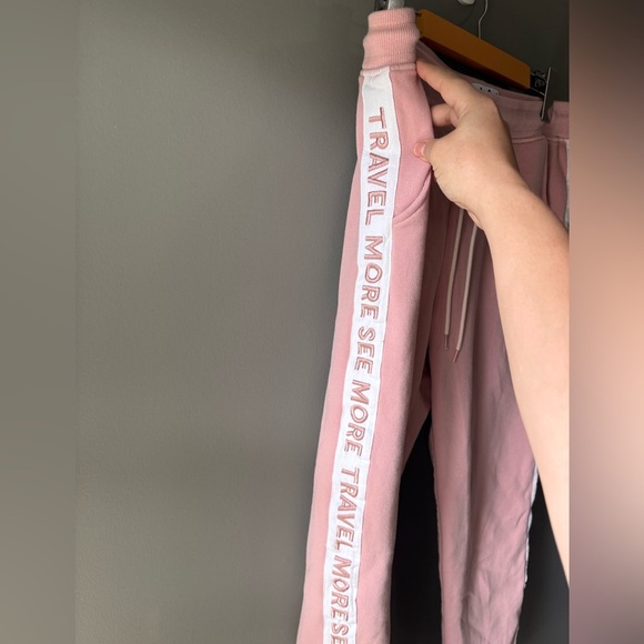 Royal Caribbean, size Large, pink cotton sweatpants, “travel more see more” - Picture 3 of 7